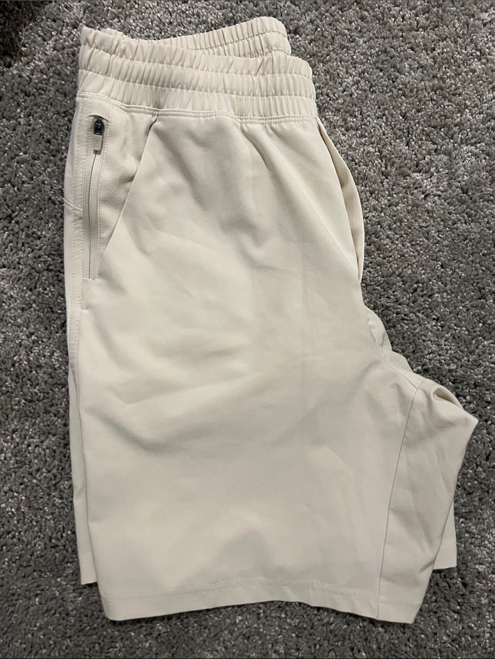 Light Cream Men's Sweatshorts with Zip Pocket